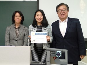 Professor Jun Murai together Professor Doko Tomoko  presented the completion certificate to the participant in Fujiyoshida Fieldwork 